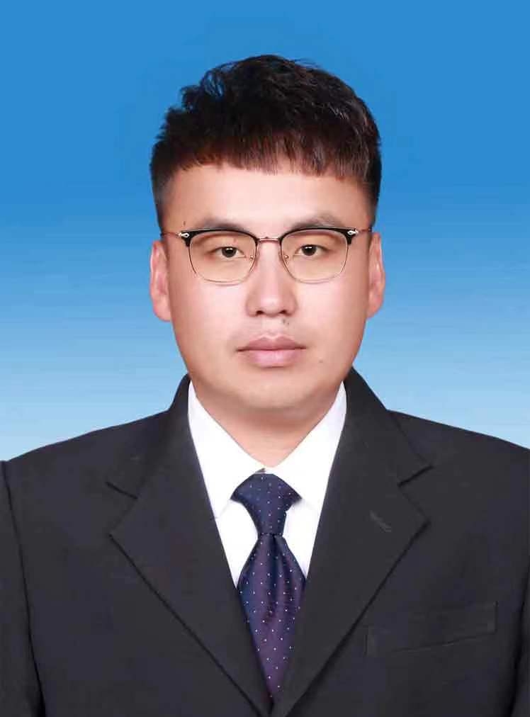 乌力吉那仁