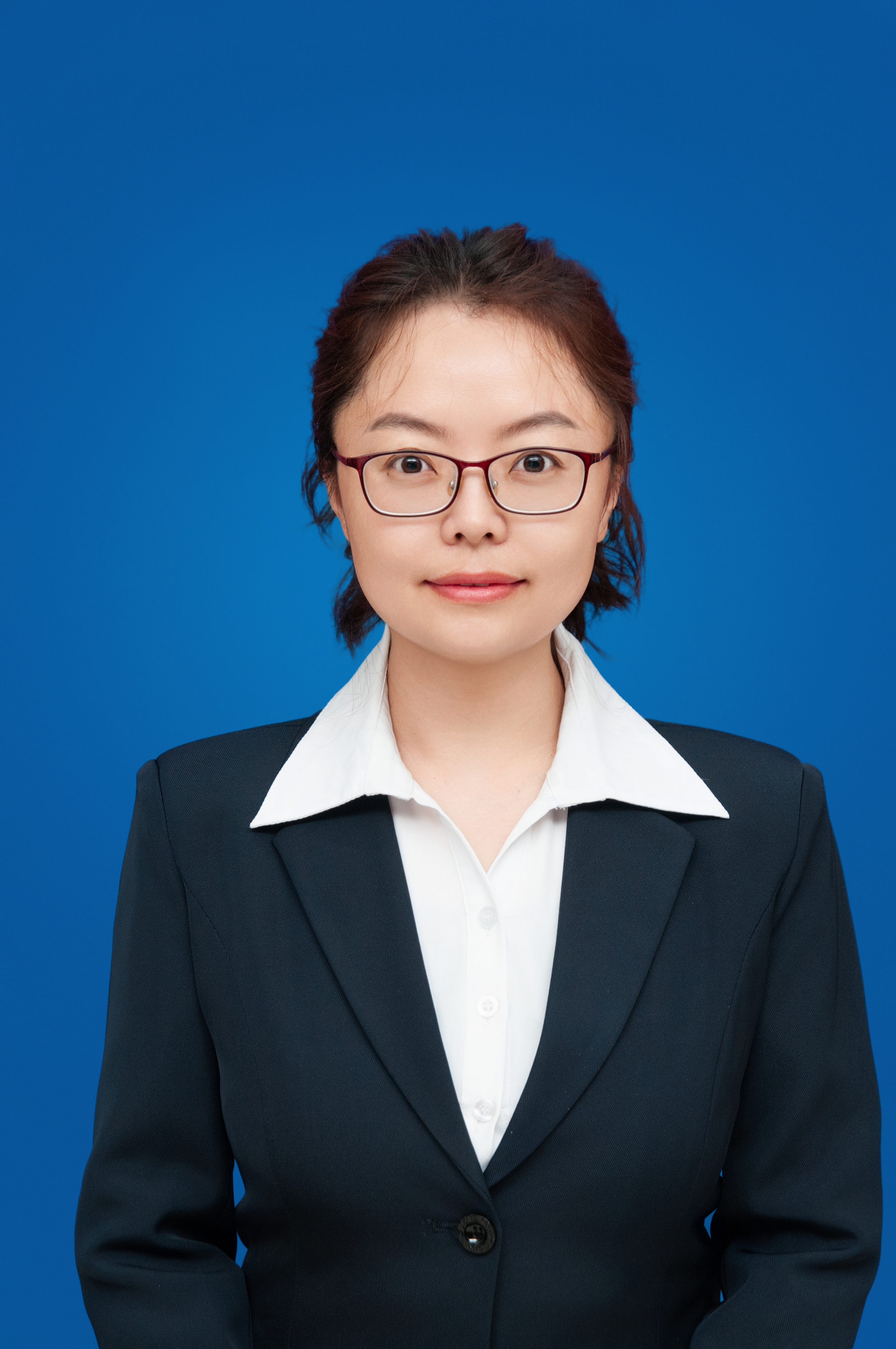 彭丽