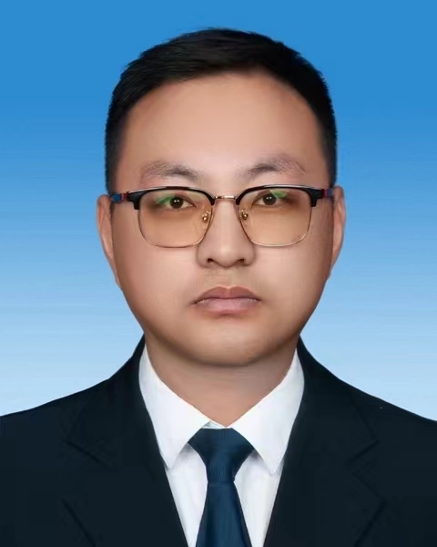 郭鑫